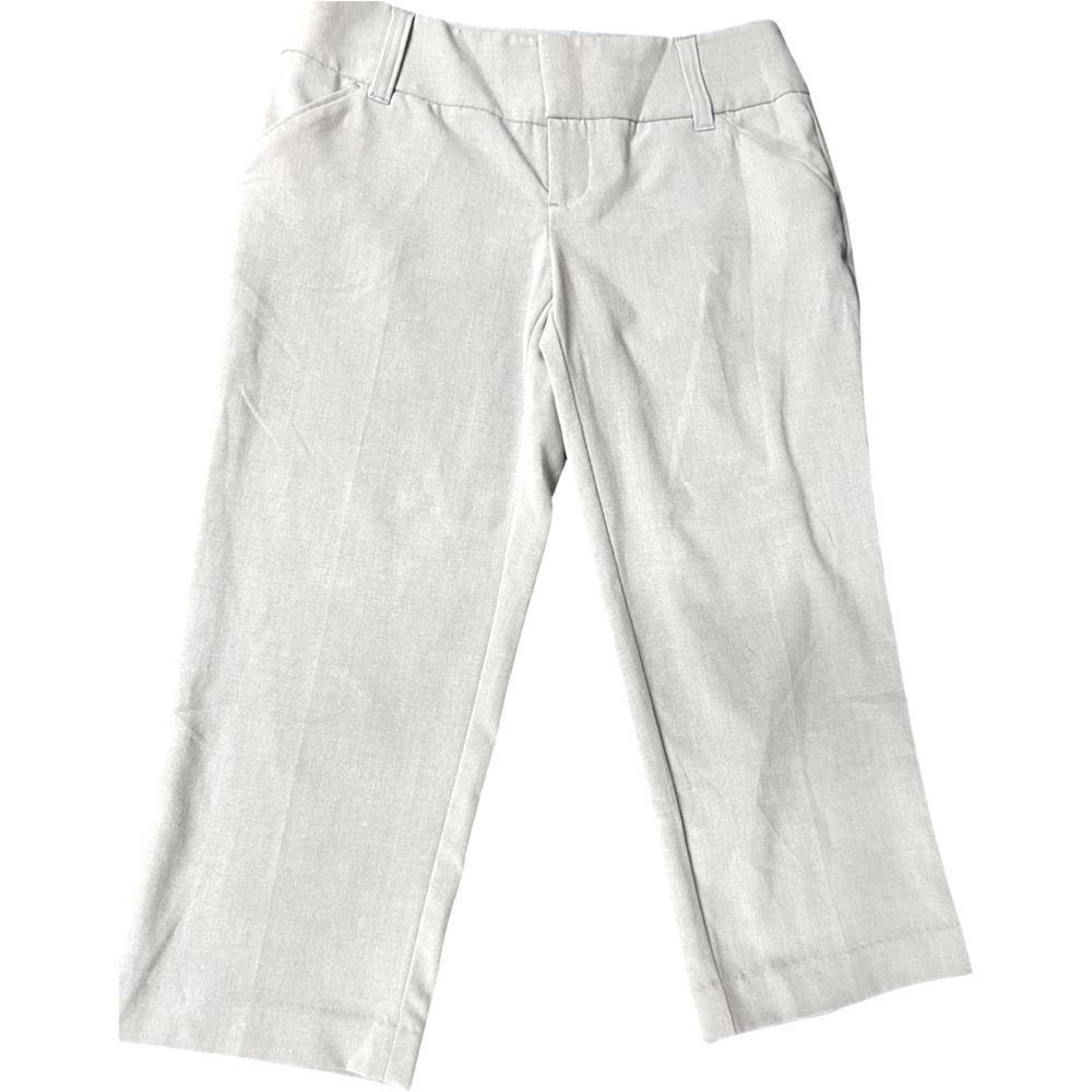 Daisy Fuentes women’s light grey capri dress pants size 4